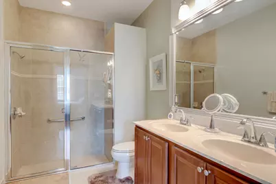 6375 Oxford Circle, Unit #104D, Vero Beach, FL 32966 - Photo 15