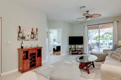 6375 Oxford Circle, Unit #104D, Vero Beach, FL 32966 - Photo 11