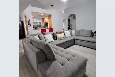 2285 Saratoga Lane, West Palm Beach, FL 33409 - Photo 11