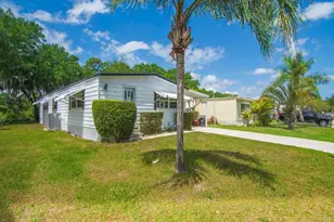 139 Camino Del Rio, Port Saint Lucie, FL 34952 - Photo 1