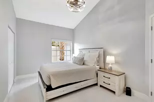 7 Wyndham Ln, Palm Beach Gardens, FL 33418 - Photo 23