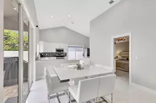 7 Wyndham Ln, Palm Beach Gardens, FL 33418 - Photo 13