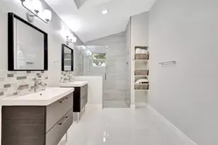 7 Wyndham Ln, Palm Beach Gardens, FL 33418 - Photo 29