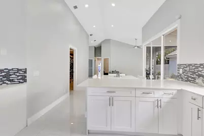 7 Wyndham Lane, Palm Beach Gardens, FL 33418 - Photo 21