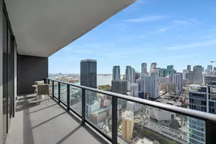 601 NE 1st Ave, Miami, FL 33132 - Photo 7