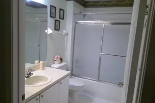 9492 Swansea Ln, West Palm Beach, FL 33411 - Photo 7