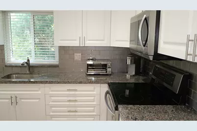 13817 Royal Palm Court, Unit #B, Delray Beach, FL 33484 - Photo 9