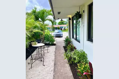 754 NE 40th Street, Oakland Park, FL 33334 - Photo 29