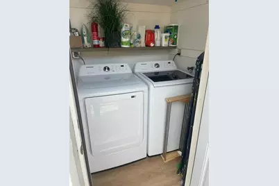 754 NE 40th Street, Oakland Park, FL 33334 - Photo 25