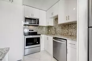 4070 Tivoli 208 Ct Unit, Lake Worth, FL 33467 - Photo 1