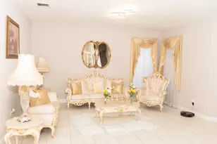 1300 NW Fiorenza Ct, Port Saint Lucie, FL 34986 - Photo 13