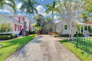 42 Palm Square, Delray Beach, FL 33483 - Photo 5