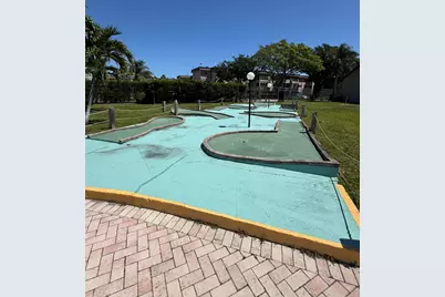 721 Lori Drive, Unit #113, Palm Springs, FL 33461 - Photo 25