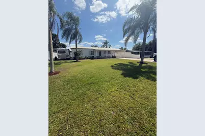 145 Liberty Way, Fort Pierce, FL 34951 - Photo 1