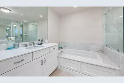 432 Bay Colony Drive N, Juno Beach, FL 33408 - Photo 13