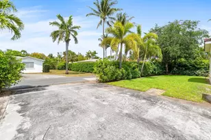 255 Russlyn Dr, West Palm Beach, FL 33405 - Photo 5