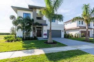 3032 Blue Cypress Ln, Wellington, FL 33414 - Photo 1