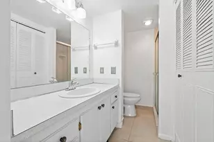 250 NE 20th St, Boca Raton, FL 33431 - Photo 19