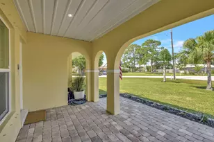 691 SE Harbor View Dr, Port Saint Lucie, FL 34953 - Photo 5