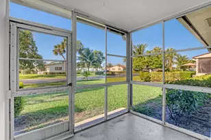 2894 Crosley Dr E, West Palm Beach, FL 33415 - Photo 25