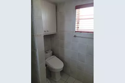 3465 Via Poinciana, Unit #806, Lake Worth, FL 33467 - Photo 17