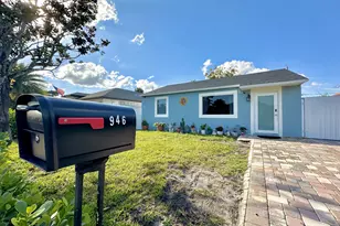 946 McIntosh St, West Palm Beach, FL 33405 - Photo 3