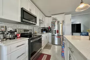 946 McIntosh St, West Palm Beach, FL 33405 - Photo 5