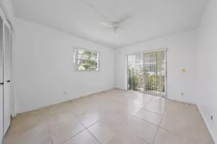 869 Flanders S, Delray Beach, FL 33484 - Photo 5