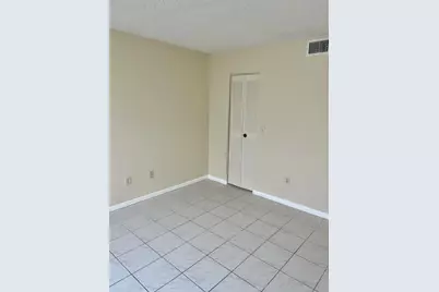 3529 Englewood Drive, Unit #313, Lake Worth, FL 33467 - Photo 13