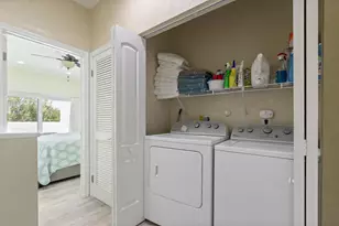 316 N Lake Dr, Lantana, FL 33462 - Photo 23