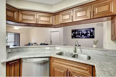 2728 Anzio 105 Court, Unit #105, Palm Beach Gardens, FL 33410 - Photo 17