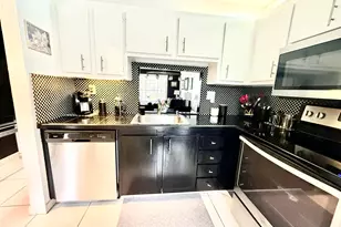 3401 NW 47th Ave, Lauderdale Lakes, FL 33319 - Photo 5