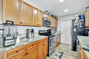 566 SE Floresta Dr, Port Saint Lucie, FL 34983 - Photo 15