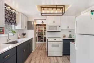 2001 Delmar Ave, Vero Beach, FL 32960 - Photo 15