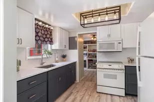 2001 Delmar Ave, Vero Beach, FL 32960 - Photo 13