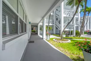 419 Golden Isles Dr, Hallandale Beach, FL 33009 - Photo 7