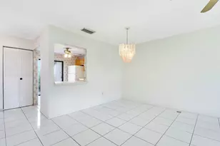 135 Manchineel Ct, Royal Palm Beach, FL 33411 - Photo 11