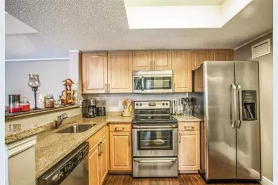 8935 Okeechobee Boulevard, Unit #204, West Palm Beach, FL 33411 - Photo 5