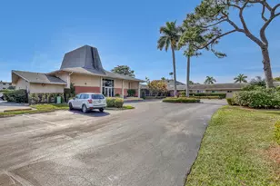 2581 N Garden Dr Unit, Lake Worth, FL 33461 - Photo 25