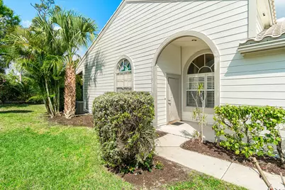 8918 SE Riverfront Terrace, Jupiter, FL 33469 - Photo 3