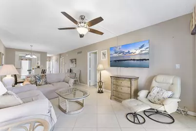 101 NE 19th Avenue, Unit #208, Deerfield Beach, FL 33441 - Photo 11