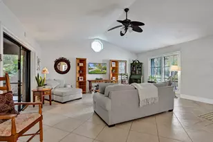 894 Camino Gardens Ln, Boca Raton, FL 33432 - Photo 3
