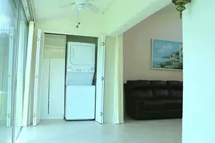 2532 Boundbrook Dr S, Palm Springs, FL 33406 - Photo 25