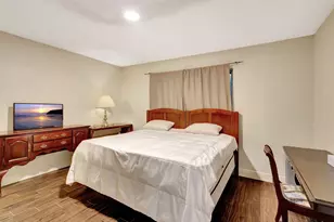 5800 Fernley Dr W, West Palm Beach, FL 33415 - Photo 11