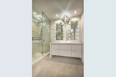 220 SE Mizner Boulevard, Unit #204, Boca Raton, FL 33432 - Photo 33