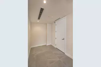 220 SE Mizner Boulevard, Unit #204, Boca Raton, FL 33432 - Photo 3