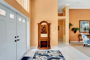 71 Cayman Pl, Palm Beach Gardens, FL 33418 - Photo 9