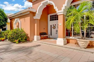 71 Cayman Pl, Palm Beach Gardens, FL 33418 - Photo 7