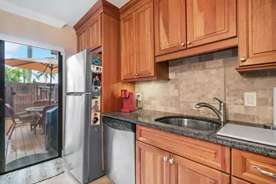 825 Center Street, Unit #13B, Jupiter, FL 33458 - Photo 11