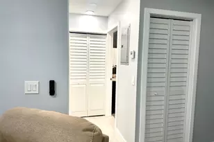 2551 Emory Dr W, West Palm Beach, FL 33415 - Photo 9